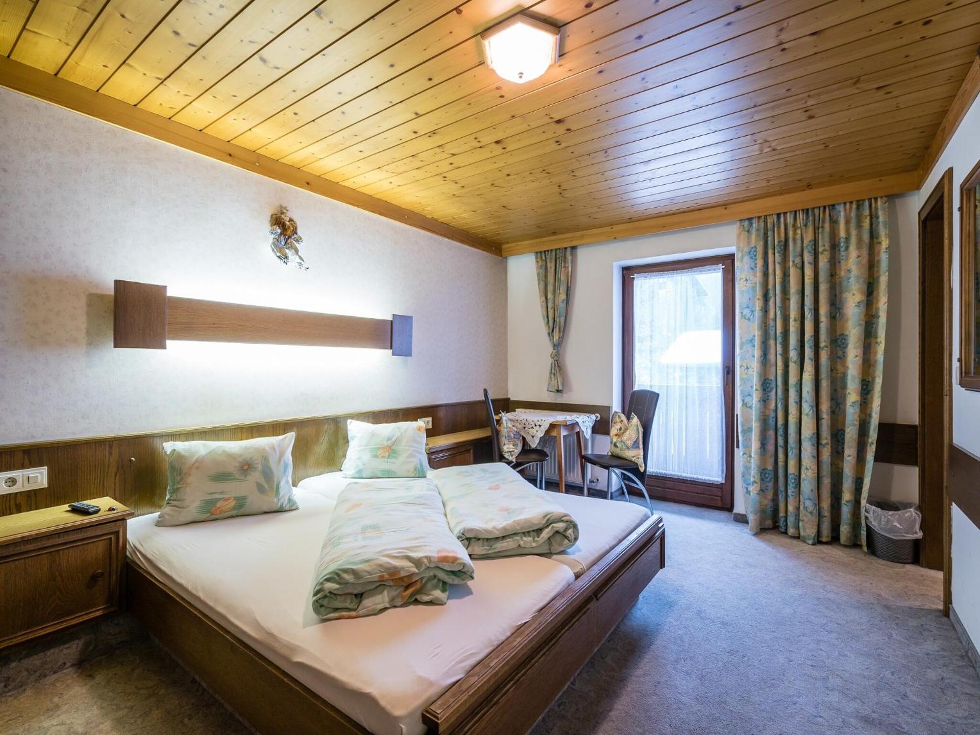Apartment In Saalbach Hinterglemm Near Ski Area Екстер'єр фото